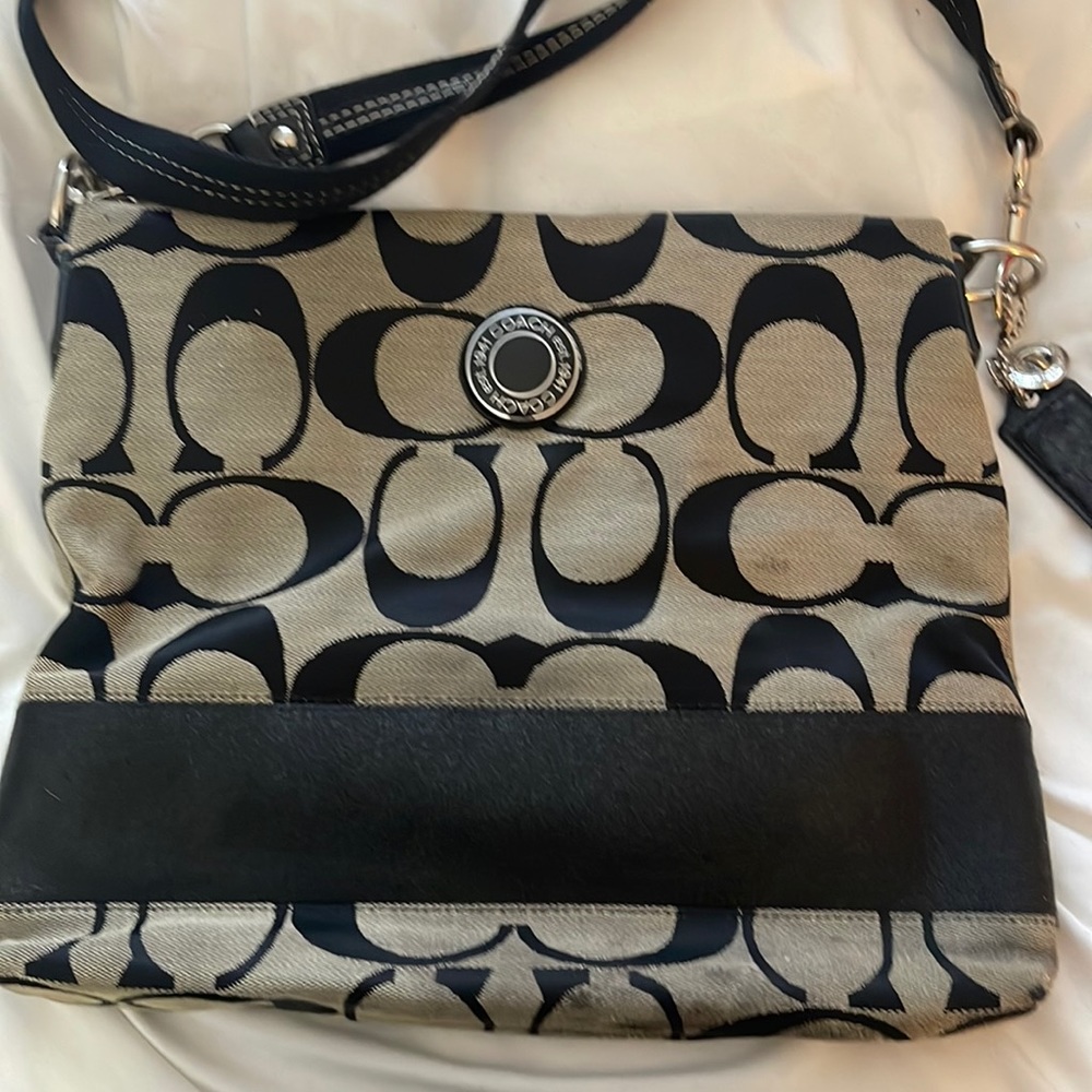 Vintage Y2K Coach Logo With Black Handbag